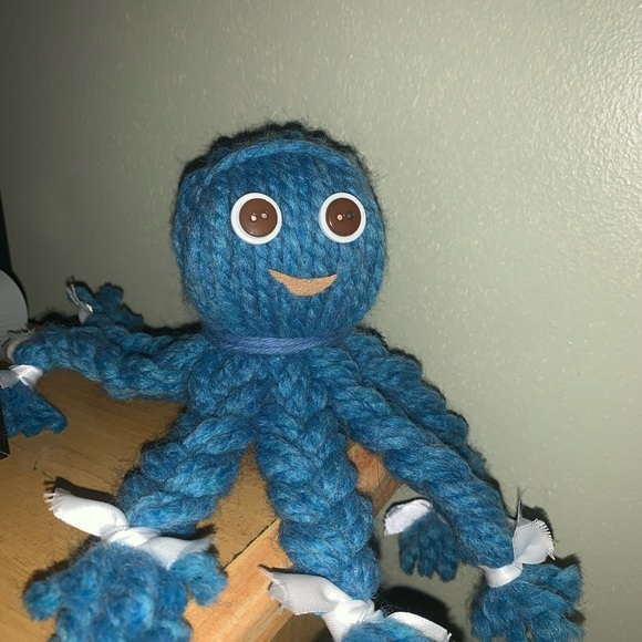 Octopus Yarn Dolls ! Customizable!!! - Picture 2 of 3